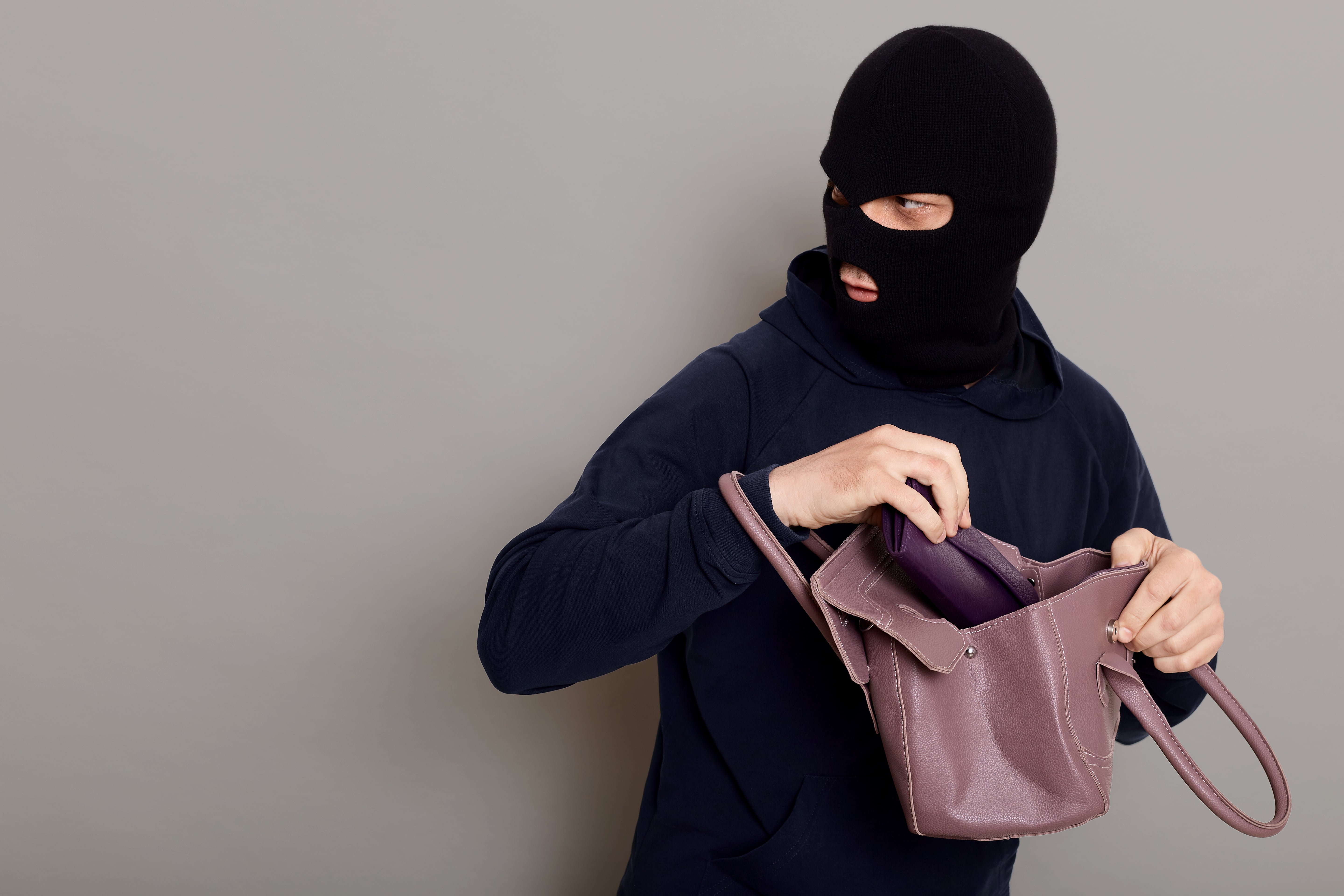 Are Crossbody Bags Safe? Security Features You Should Know